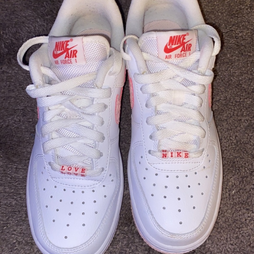 Valentine’s Nike shoes